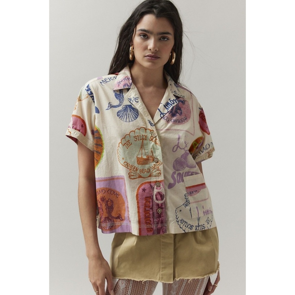 BDG Urban Outfitters Mermaid Cove Souvenir Print Button Down Shirt Small